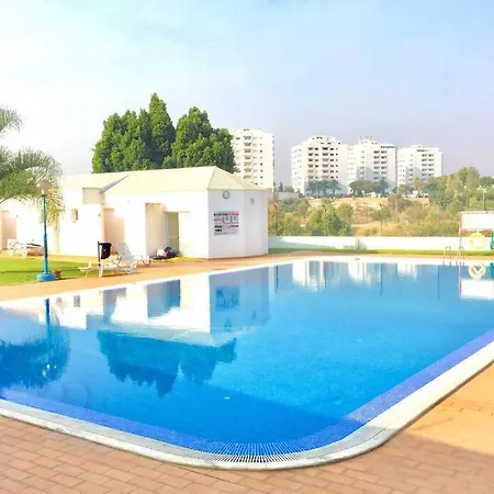 Albufeira, Standind Flat With Swimming Pool Apartment