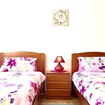 Albufeira, Standind Flat With Swimming Pool * 알부페이라