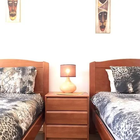 דירה Albufeira, Standind Flat With Swimming Pool אלבופיירה