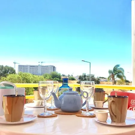 Albufeira, Standind Flat With Swimming Pool Albufeira