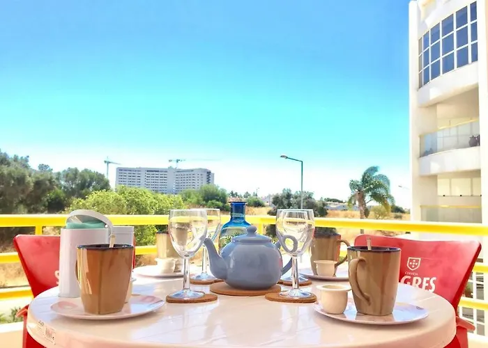 Albufeira, Standind Flat With Swimming Pool Albufeira